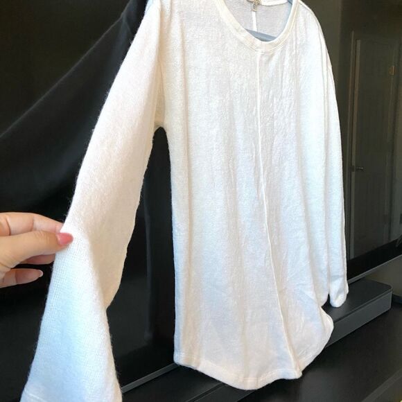 Mod-O-Doc Off-white Long Sleeve Crew Neck Sweater, Size M - Picture 3 of 6